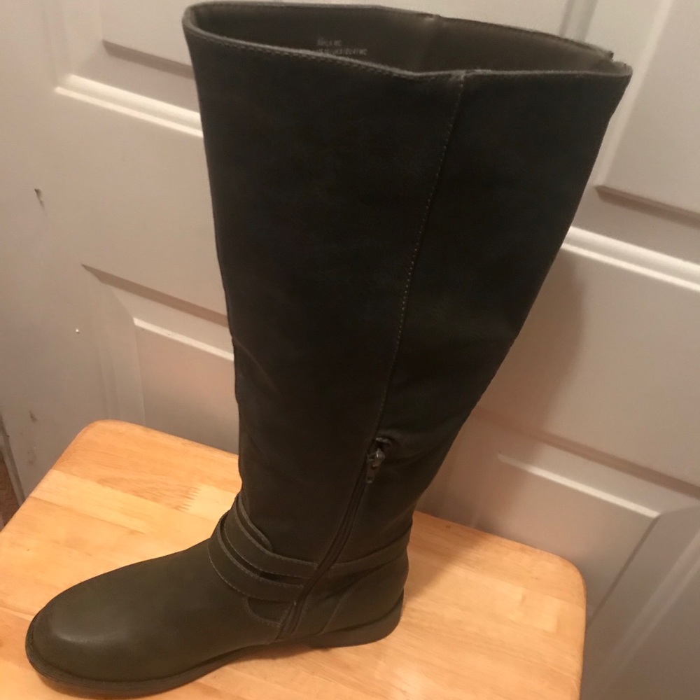 Nice Winter Boots-Standard, Average Width - image 3